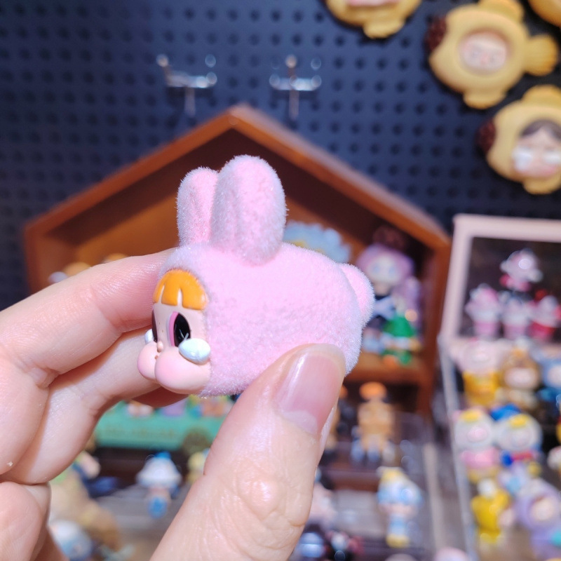 泣き虫ベビー植毛シリーズ 泣き虫ベビーうさぎちゃん 小花ちゃん PVC素材 かわいい改造ベビー キーホルダーにもなる かわいいペット|undefined