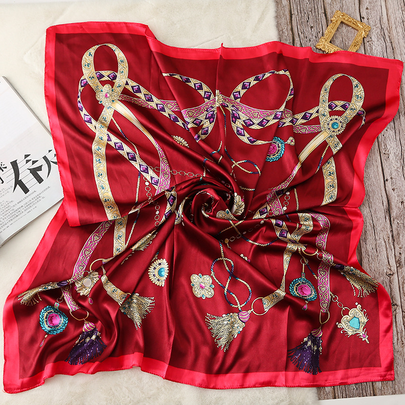 봄과 여름 체인 인쇄 스카프 한국 패션 복고풍 장식 스카프 90cm 스카프 선 스크린 목도리 대형 사각형 스카프