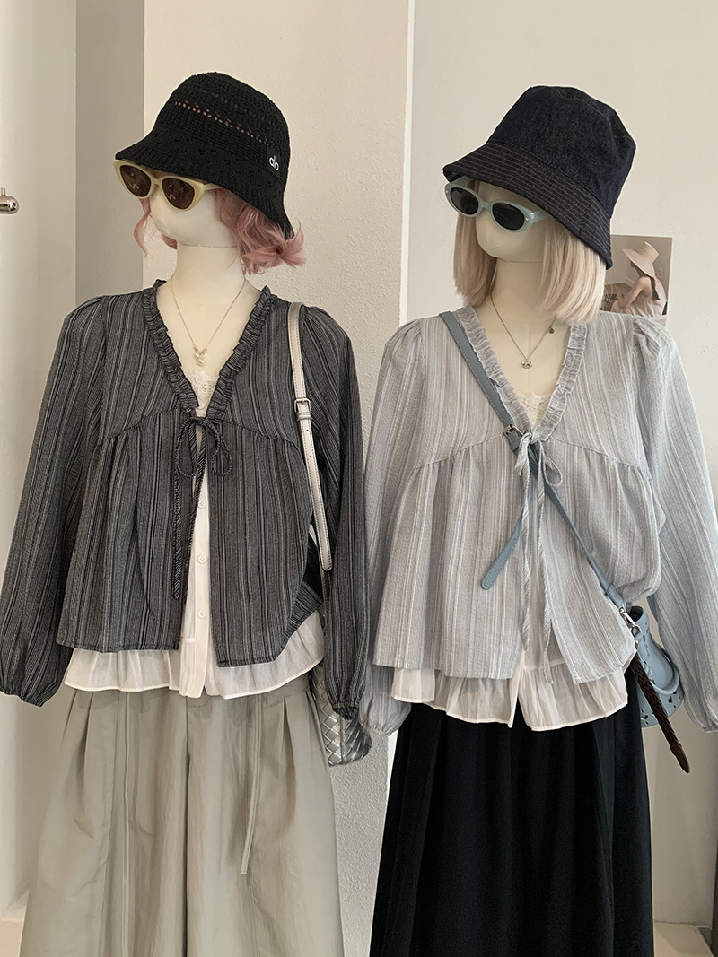 KEKEZOON Lace-up V-neck Fake Two-piece Long-sleeve Shirt for Women, Loose Fit with Ruffled Trim, Trendy Early Autumn Top 8897