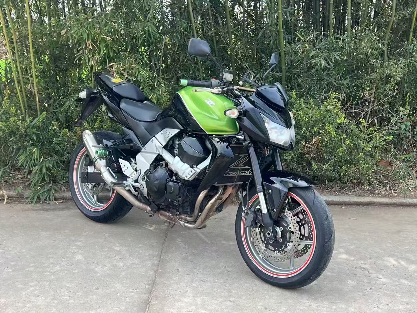 Kawasaki Street Bikes Z750, Z1000, Z900, Z650, Ninja Sport Bikes Zx-10R, Zx-4R, Zx-6R Motorcycles