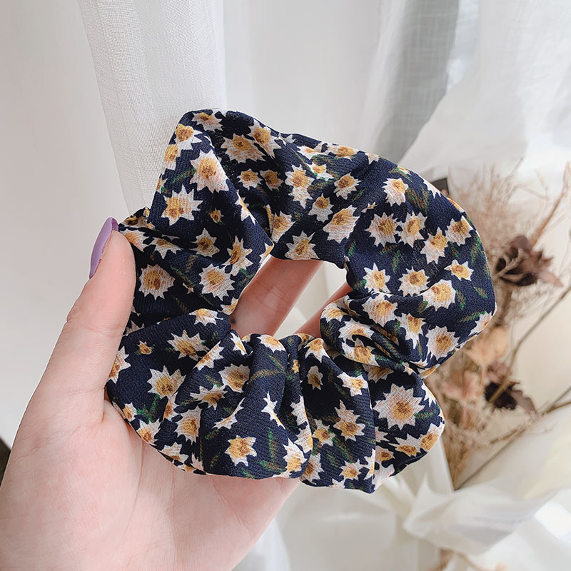 INS cerdo blanco intestino grueso anillo de pelo Super Niña de hadas Corea del Sur Internet celebridad mismo estilo BM intestino grueso anillo de pelo simple cuerda de pelo accesorios para el cabello