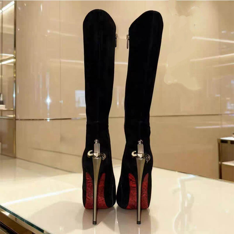 Red-soled stiletto boots with a sharp tip, European and American runway style, elegant and stunning high-heeled boots Red-soled stiletto boots with a sharp tip, European and American runway style, elegant and stunning high-heeled boots