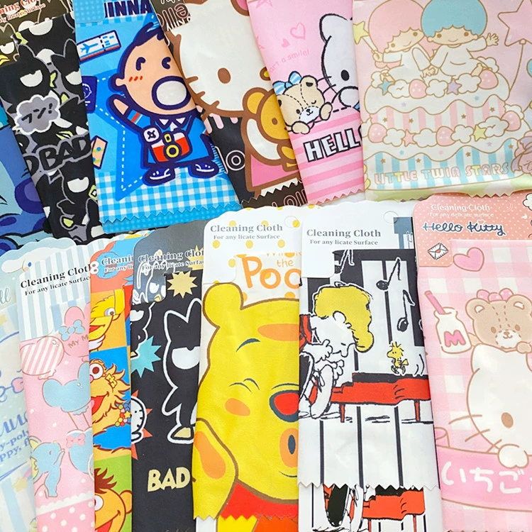 Brand cartoon glasses, mobile phone, screen