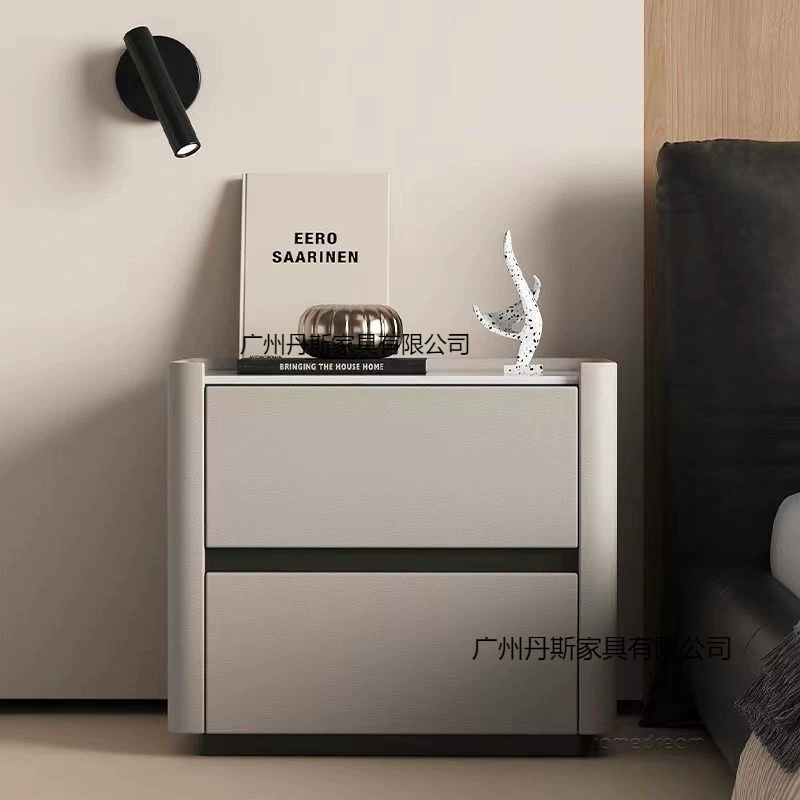 Прикроватная тумбочка из цельного дерева, новый стиль 2024 года, простая доступная роскошная современная высококачественная прикроватная тумбочка для дома, спальни, полностью оборудованная