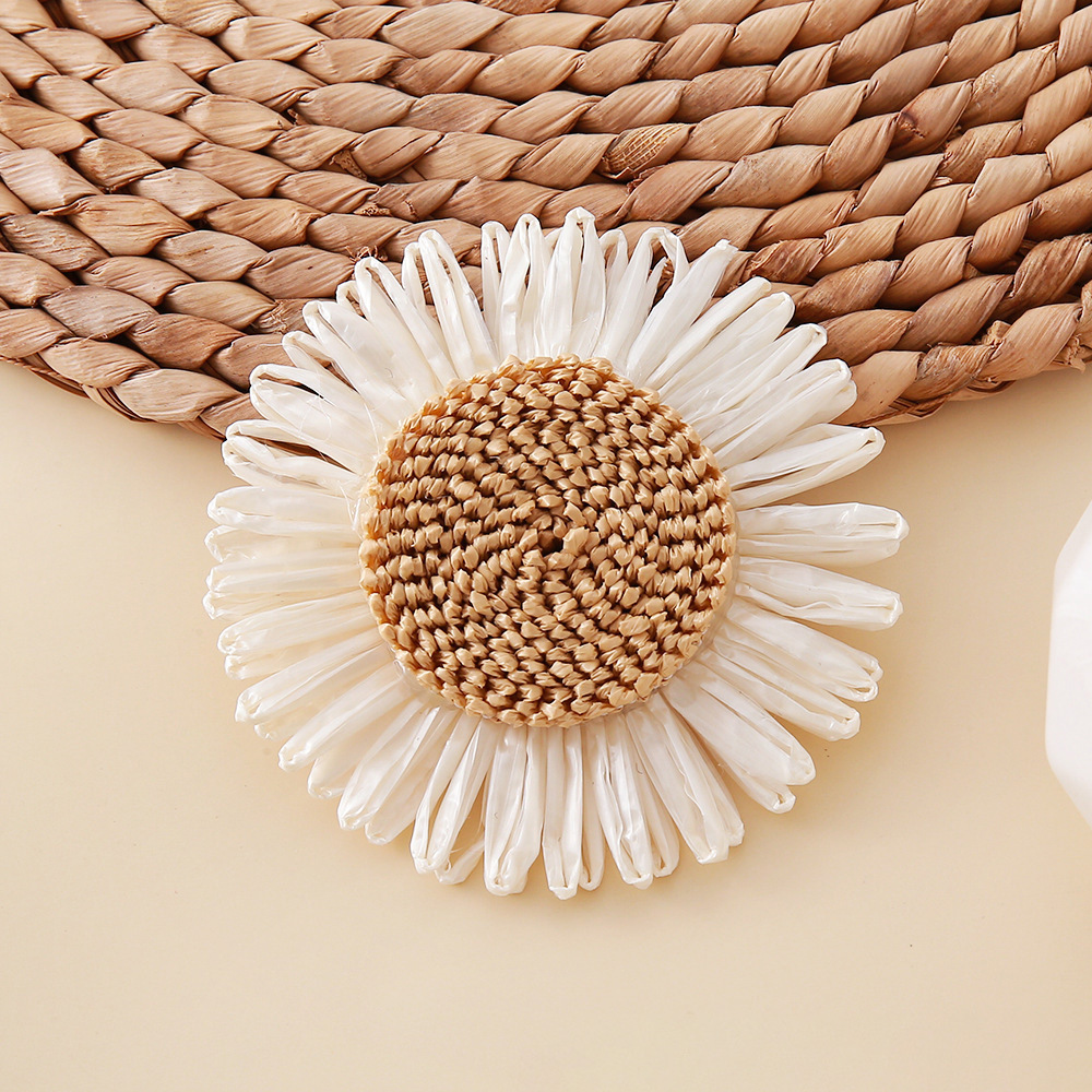 Ropa de sol, bolsos, accesorios, flores de decoración DIY, accesorios de joyería hechos a mano, accesorios, margaritas, tejidos de paja