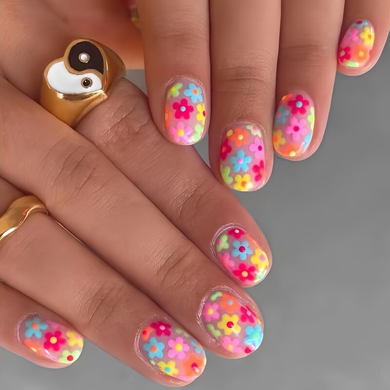 Cute and Sweet Short European Square Oil Painting Style Gentle Little Flower Fashionable Whitening Fake Nails Finished Wearable Nails Mixed Batch Cute and Sweet Short European Square Oil Painting Style Gentle Little Flower Fashionable Whitening Fake Nails Finished Wearable Nails Mixed Batch