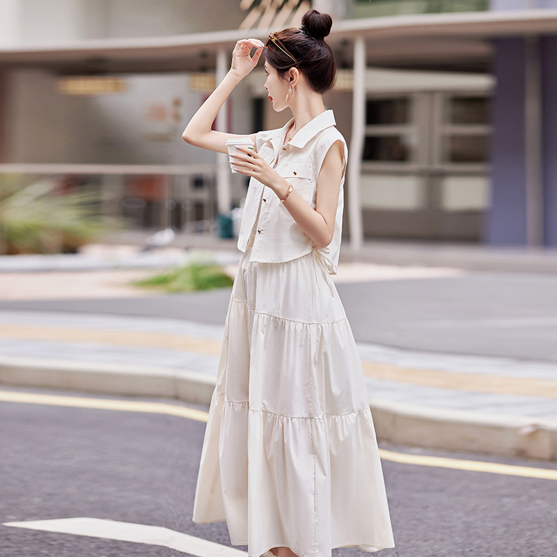 Summer elegant fashionable skirt