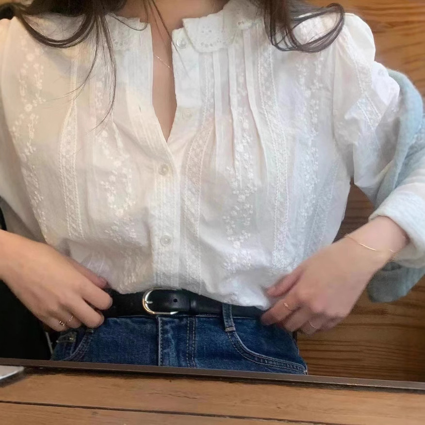 Camisa de mujer con diseño de mangas de burbuja y encaje, estilo retro, versátil y adelgazante, verano 2023