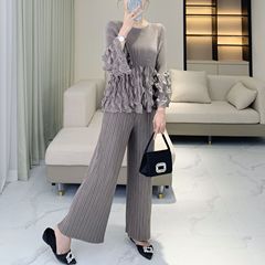 三宅デザイン感セット女性2025春新泡長袖上着ゆるいストレートパンツしわ2点セット厚