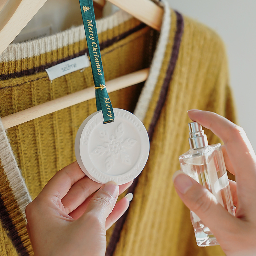 Colgante de banda magnética de incienso de Navidad acompañante de regalo de automóvil interior sólido duradero incienso armario fragrancia colgante