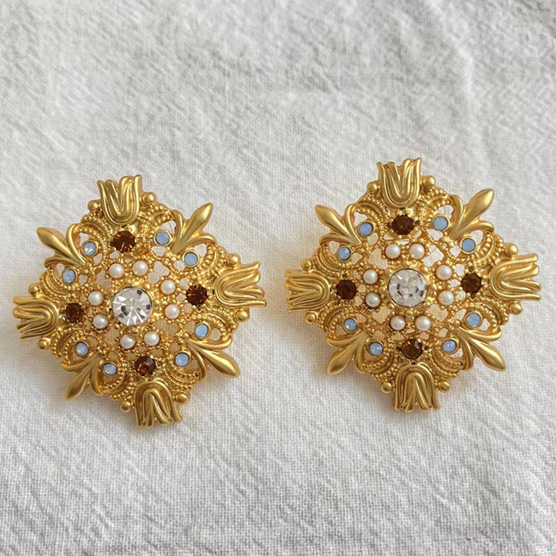 Gold Plated Design Vintage Style Style Vintage Style Rhombus Alloy Gold Plated Zircon Women's Ear Studs 1 Pair