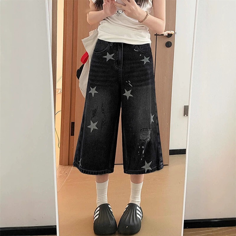 Black star-pattern ripped straight-leg denim cropped pants for women, new summer style, plus-size, loose-fitting, slimming, wide-leg pants Black star-pattern ripped straight-leg denim cropped pants for women, new summer style, plus-size, loose-fitting, slimming, wide-leg pants