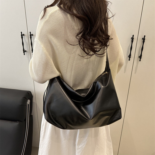 Large-capacity bag for women's 2025 new style simple all-matching atmosphere commuting bag soft leather retro single-shoulder cross-slung tote bag