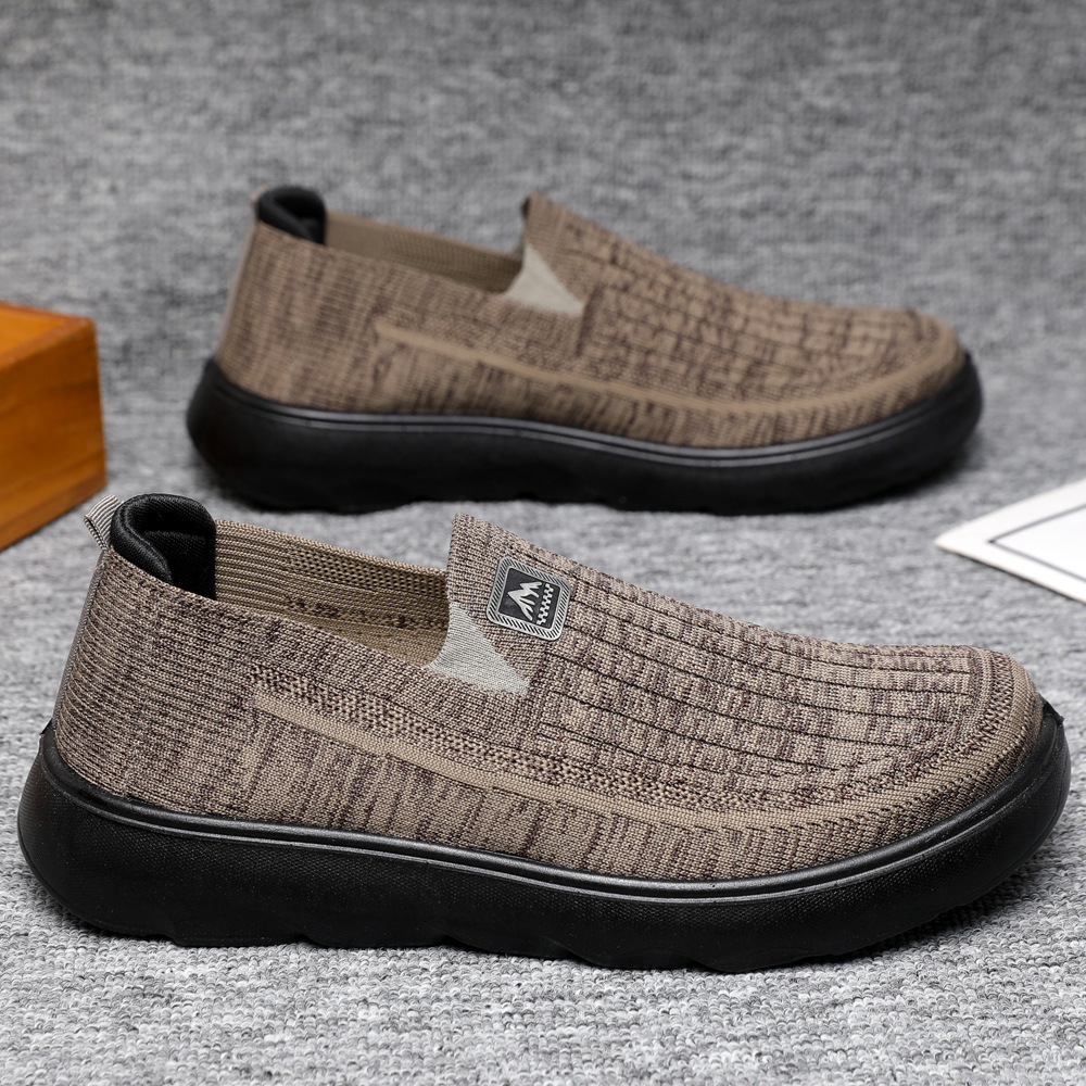 Primavera y verano nuevos zapatos de hombre transpirables, zapatos casuales perezosos con suela blanda, zapatos de mediana edad para padres al por mayor image 8