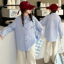 复古港风蝴蝶结刺绣条纹衬衫春秋季休闲宽松百搭长袖上衣外套女童