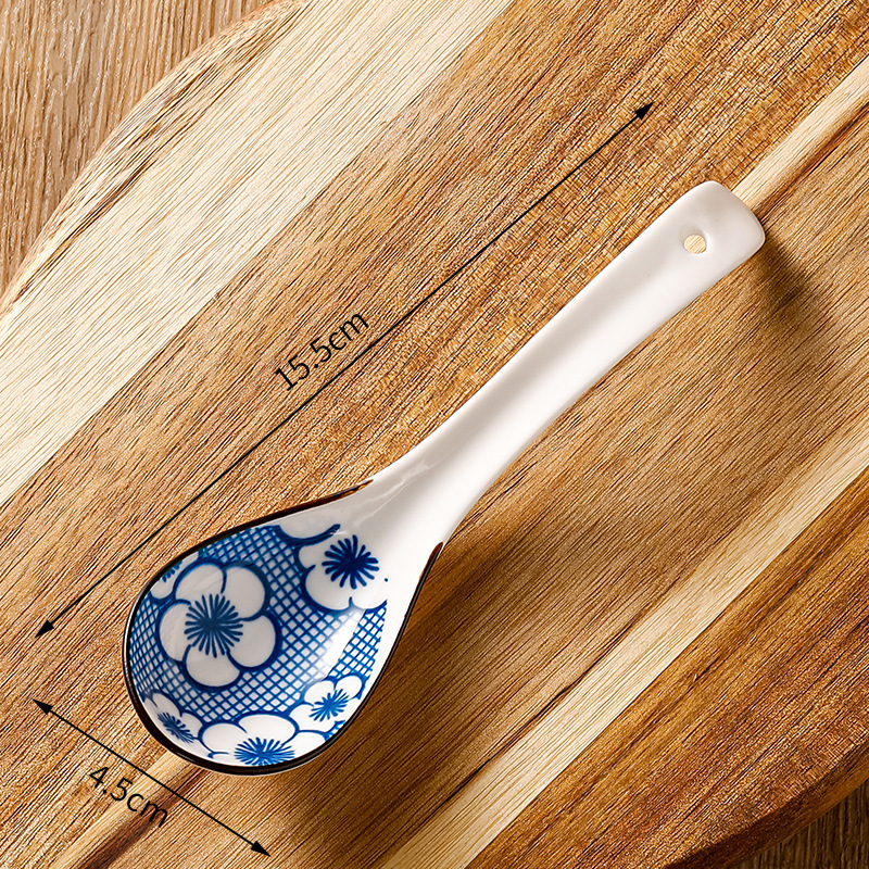 Cuchara pequeña de estilo japonés cuchara de cerámica hogar cuchara de sopa de porcelana azul y blanca cuchara de patrón lindo creativo