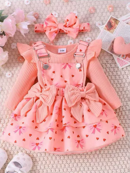 Korean-Style Baby Girl Heart-Shaped Outfit Set: Flutter-Sleeve Romper + Suspender Skirt, Soft and Cute Children's Clothing, Wholesale Three-Piece Set from Manufacturer