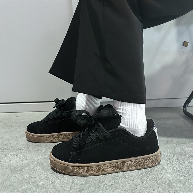 Nuevas zapatillas casuales versátiles de estilo urbano con suela gruesa para mujer, modelo de primavera 2026, tendencia INS.