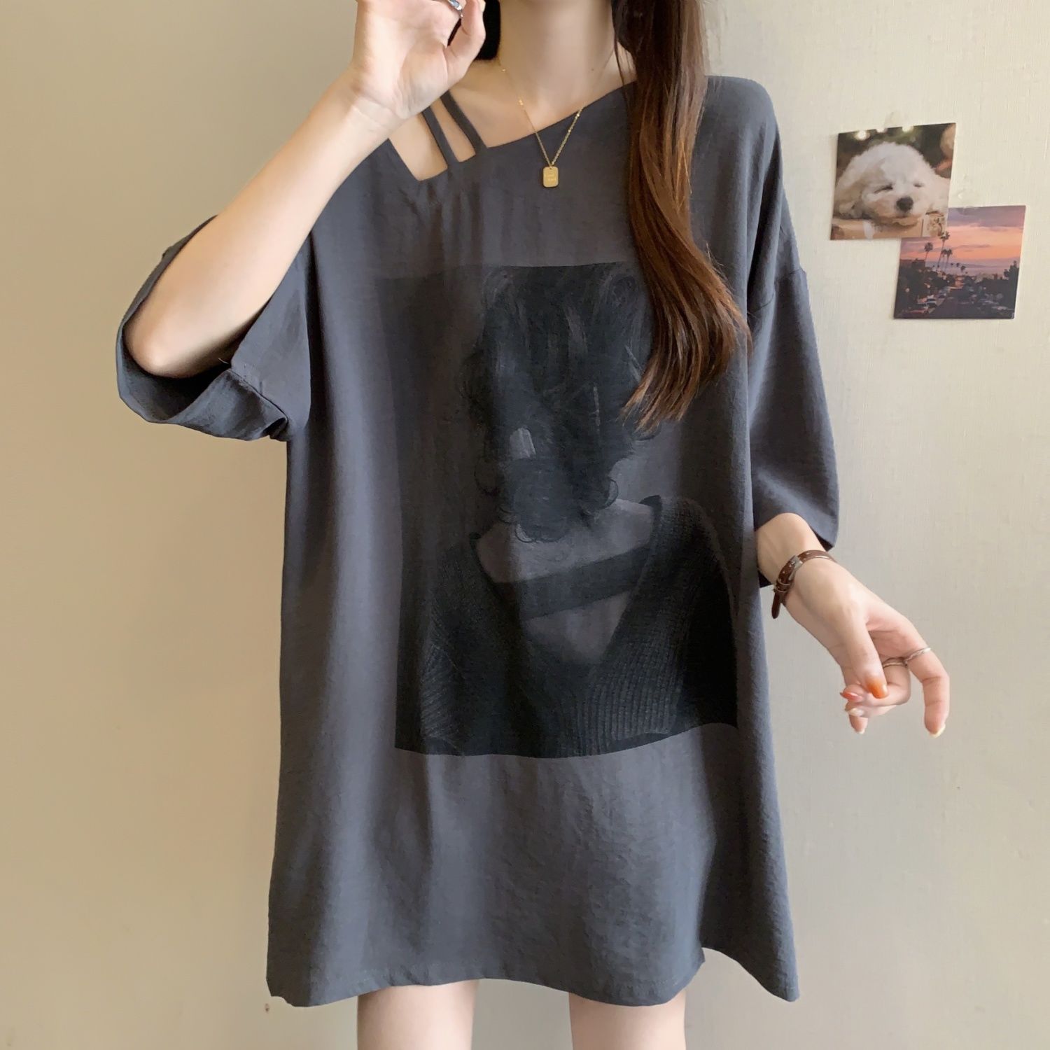 Camiseta de manga corta con diseño sin tirantes impreso de gran tamaño para mujer verano 2024 nuevo estilo suelto y delgado mm top femenino ins