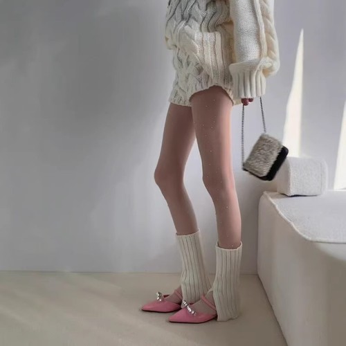 Shiny diamond-studded stockings are truly amazing, dazzling nightclub shiny stockings for women, shiny seamless pantyhose.