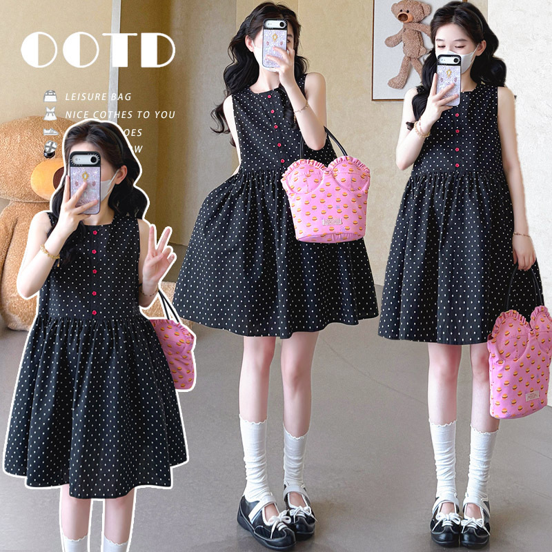 Maternity Summer Dress for Petite Women, Vintage Style, Age-Reducing, Loose Fit, Tummy-Covering, Polka Dot Tank Dress, Mid-Length, Thin Summer Style