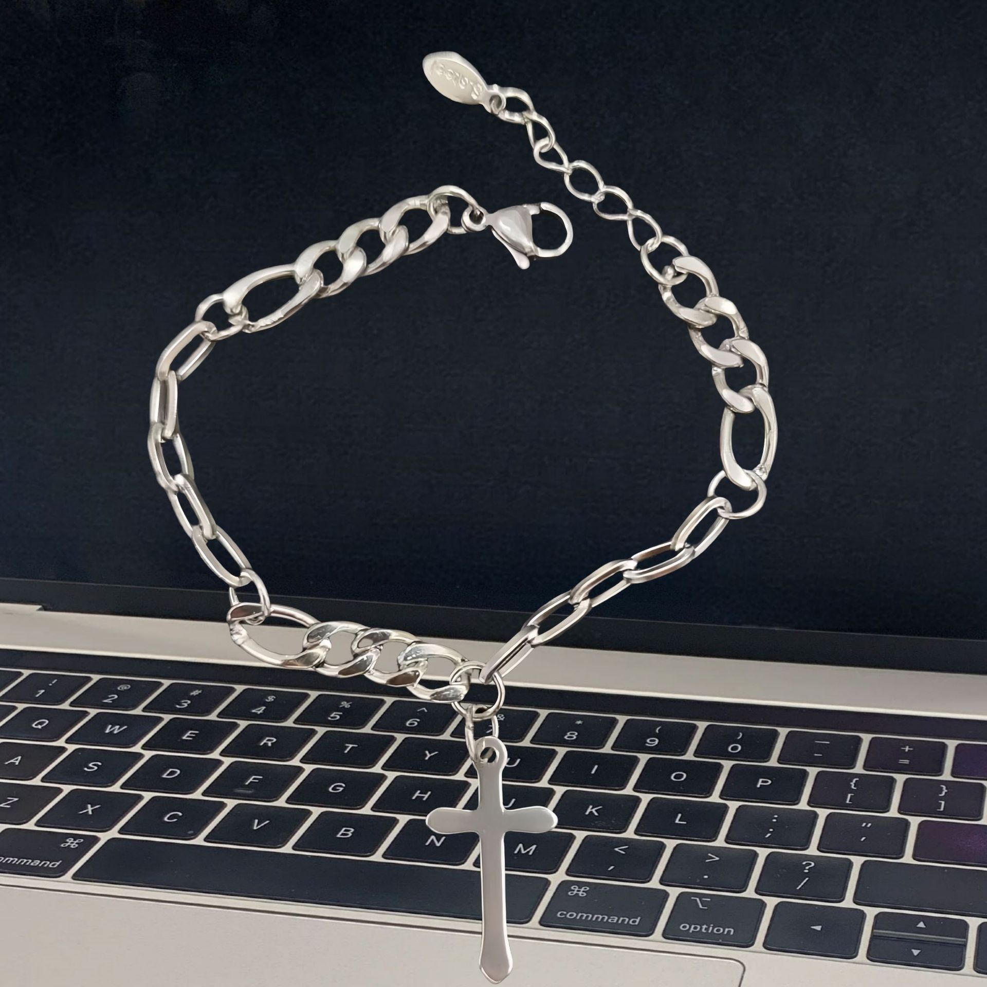 Męska bransoletka typu cuban link ze stali nierdzewnej_voghion.com