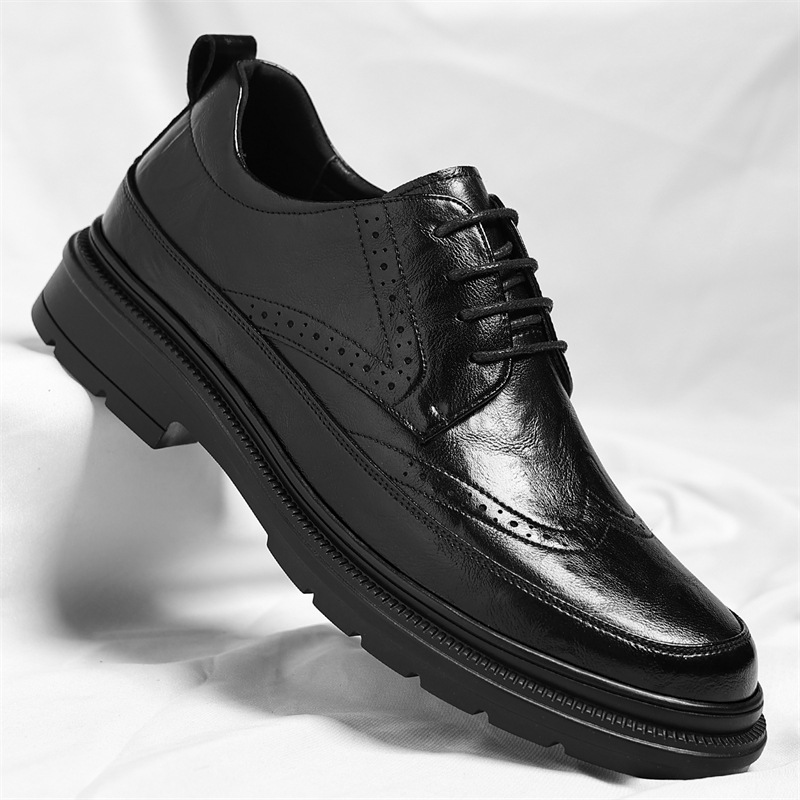 Men's Vintage Leather Shoes Hand-grain Texture Brogue Formal Dress Shoes_vogvips.com