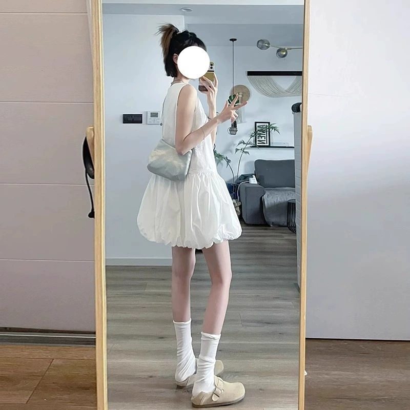 Французское белое платье бутон для детей лето 2025 новый маленький жилет камзол ниша пушистая юбка