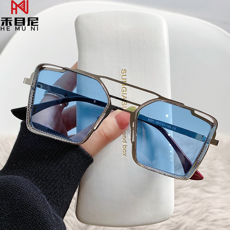 실버 프레임 블루