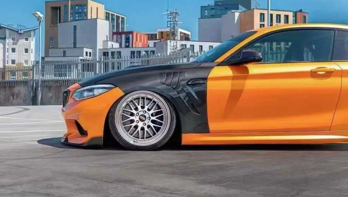 Suitable for BMW M2C F87 F22 modified dry carbon fiber front fender with fender opening, MP style CARBON