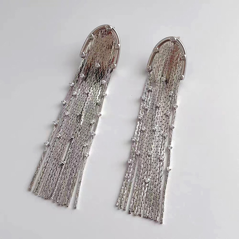 Retro Tassel Solid Color Alloy Inlay Rhinestones Women's Drop Earrings 1 Pair display picture 5