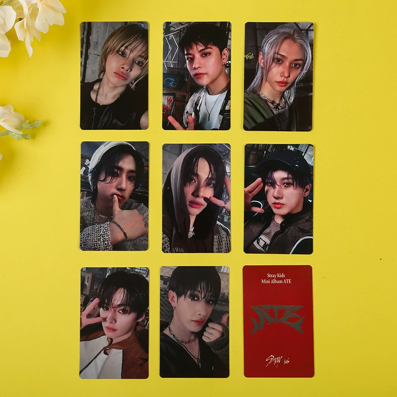 Small Photo Card (STRAY KIDS) ATE HOP Collection — коллекционная карточка 5.4×8.6 см