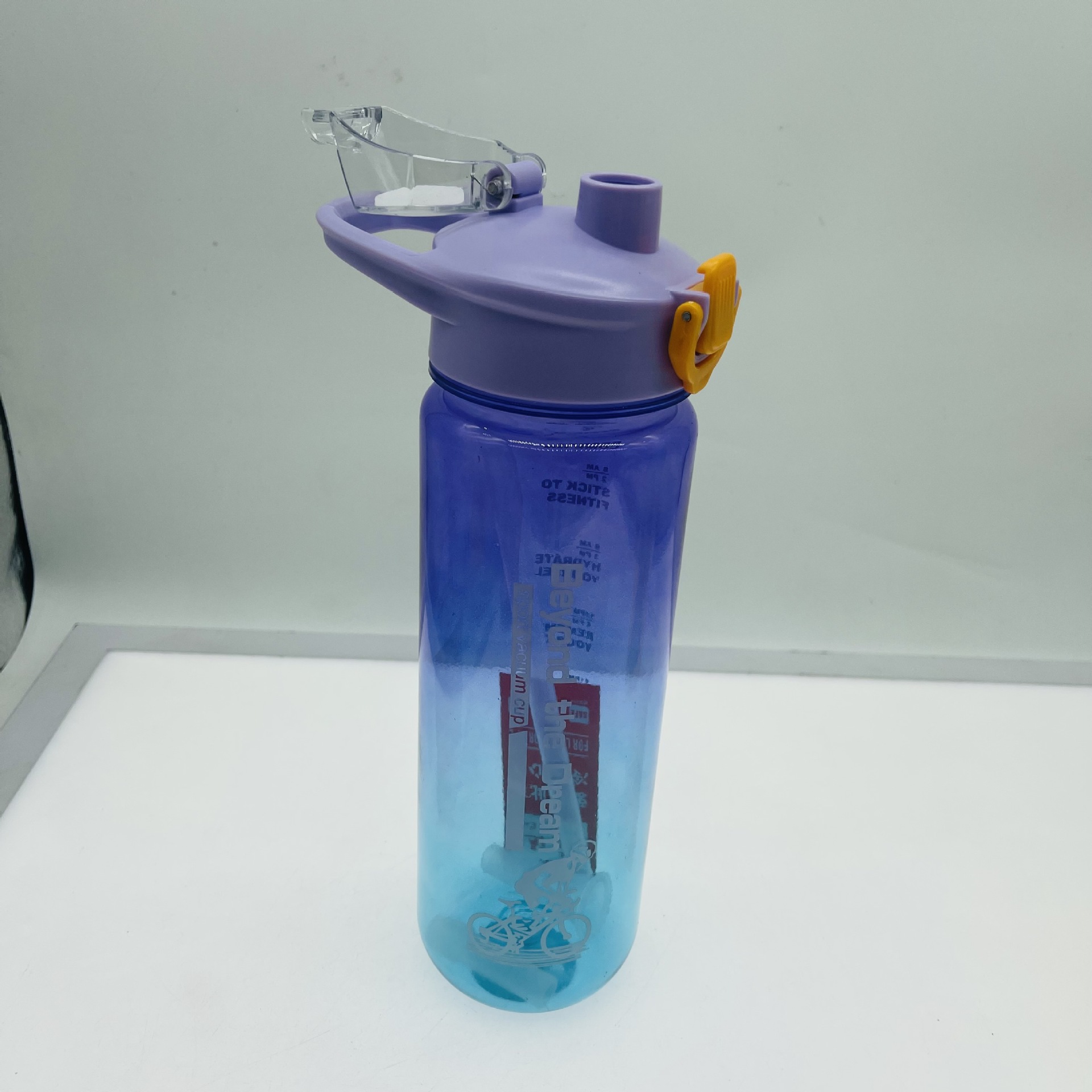 Youyun color de comercio exterior taza de plástico estudiante taza de rebote cubierta 800ml taza de espacio deportes al aire libre mango hervidor de agua