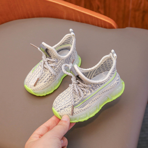 Children's Flyknit Shoes Breathable Mesh Spring and Autumn Fabric Shoes  Autumn Single Shoes Breathable for Boys and Girls