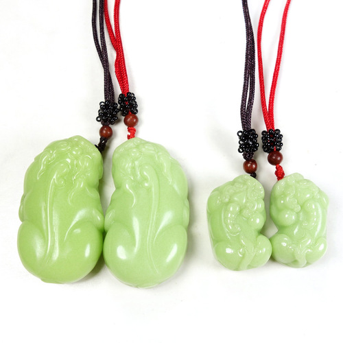 Fluorescent stone, glow-in-the-dark stone, Guanyin Buddha pendant, night pearl pendant, glowing raw stone, green light, blue light, peace coin, Qixiu pendant