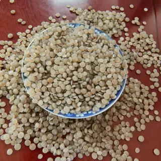 厂家供应PE缠绕膜发泡塑料颗粒 进口黏膜再生料 农膜淋膜覆膜 吹