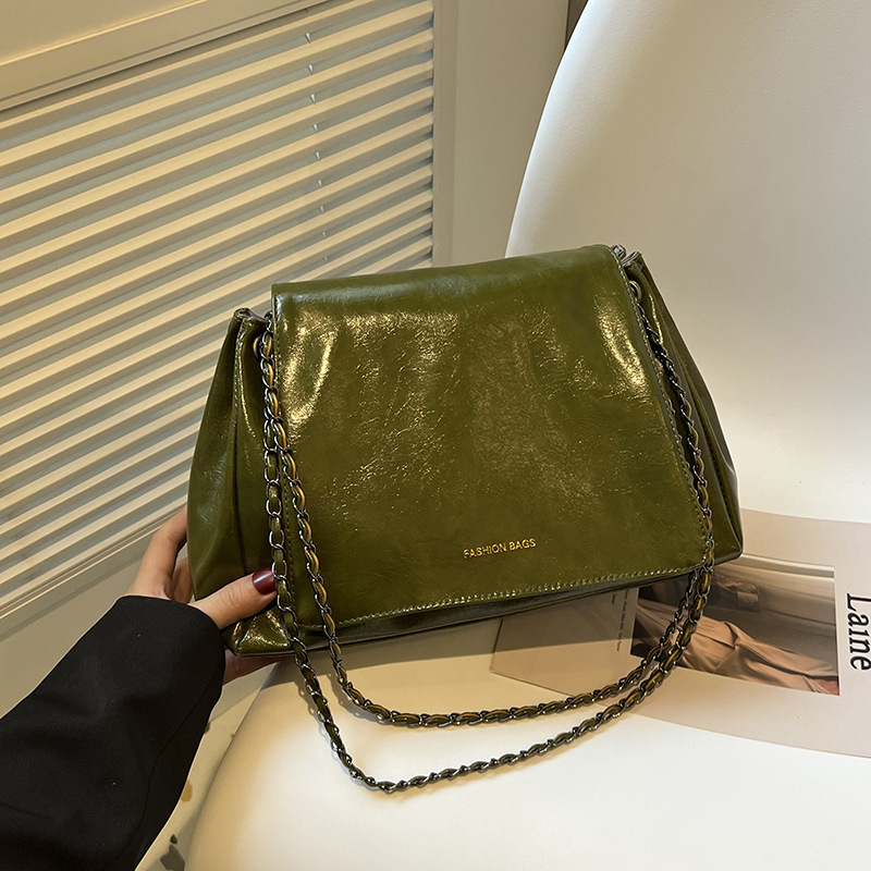 Large Capacity Bag Women's New Fashion Retro 2022 Autumn Chain Shoulder Crossbody Bag Casual Texture Tote Bag