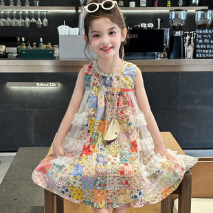 Ůͯȹ�ļ��д�ͯ�ٽz�A�I�黨��ȹ���n�W���B��ȹ�o�䱳�ĵ���ȹ