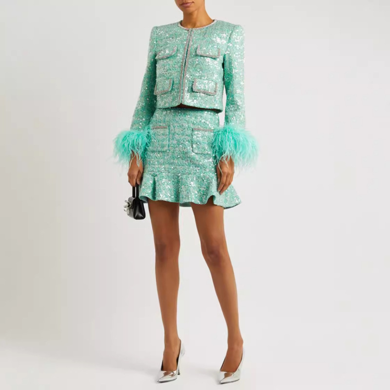 24 Autumn and Winter Designer Fashion Brand Celebrity Light Luxury Sequin Ostrich Hair Cuff Chanel Coat + Skirt suit