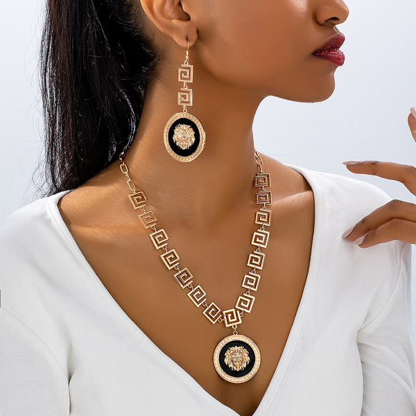 Retro necklace and earrings hip-hop style