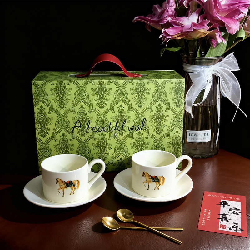 礼盒高档陶瓷咖啡杯碟套装轻奢风复古下午茶手绘水杯杯子礼品批发