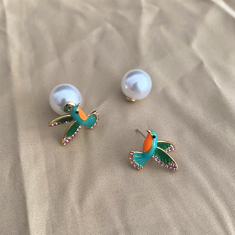 Elegant Simple Style Bird Brass Ear Studs 1 Pair display picture 6