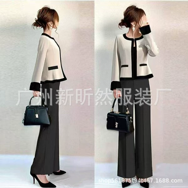 В наличии: Новинка 2026 года – хит продаж! Элегантный деловой костюм-двойка с цветовыми блоками для весны и осени.