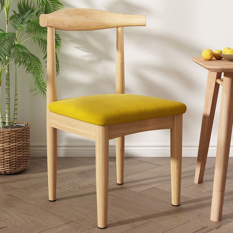 Fraxinus mandshurica 노란색 패브릭 쿠션 혼 의자 [폭발]]