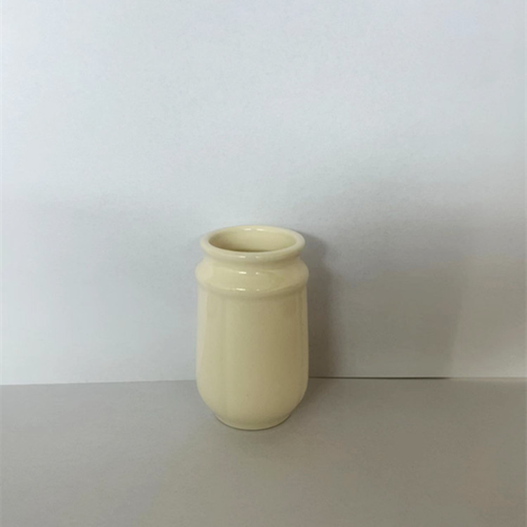 흰색 이쑤시개 홀더
