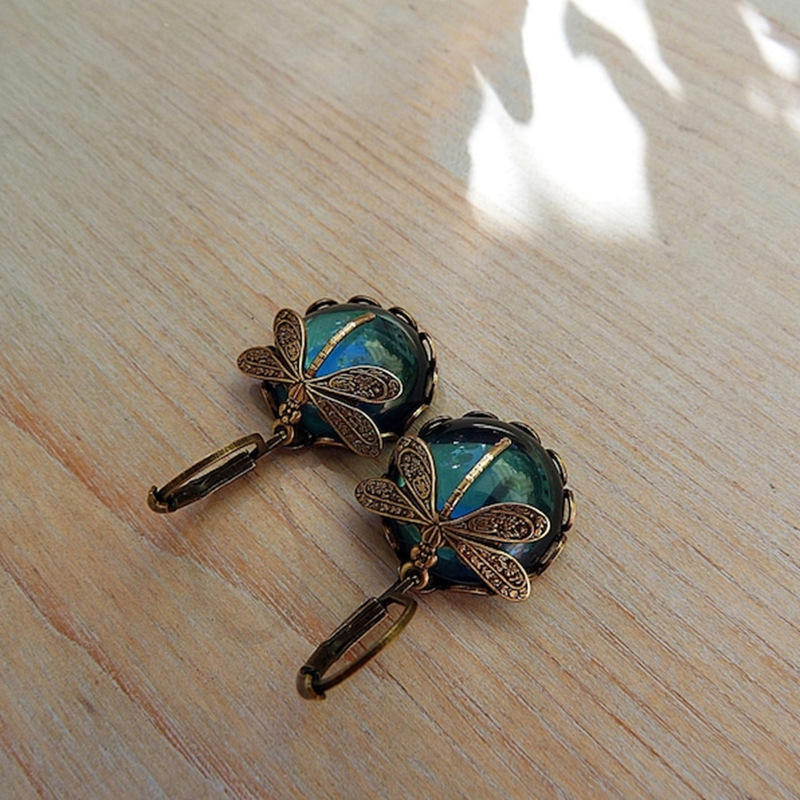 Round, Dragonfly Pattern 1 Pair Retro Round Dragonfly Alloy Plating Inlay Crystal Women's Drop Earrings
