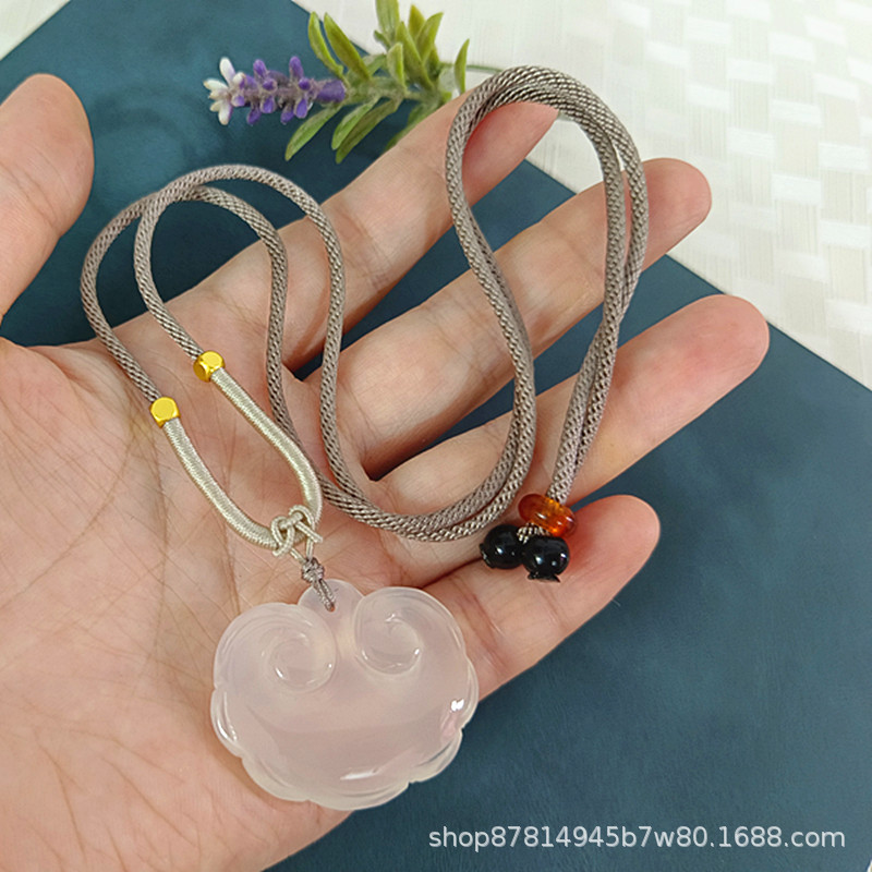 우유 차 로프가있는 흰색 옥수 양면 Ruyi 잠금 장치 (33*28mm 정도)