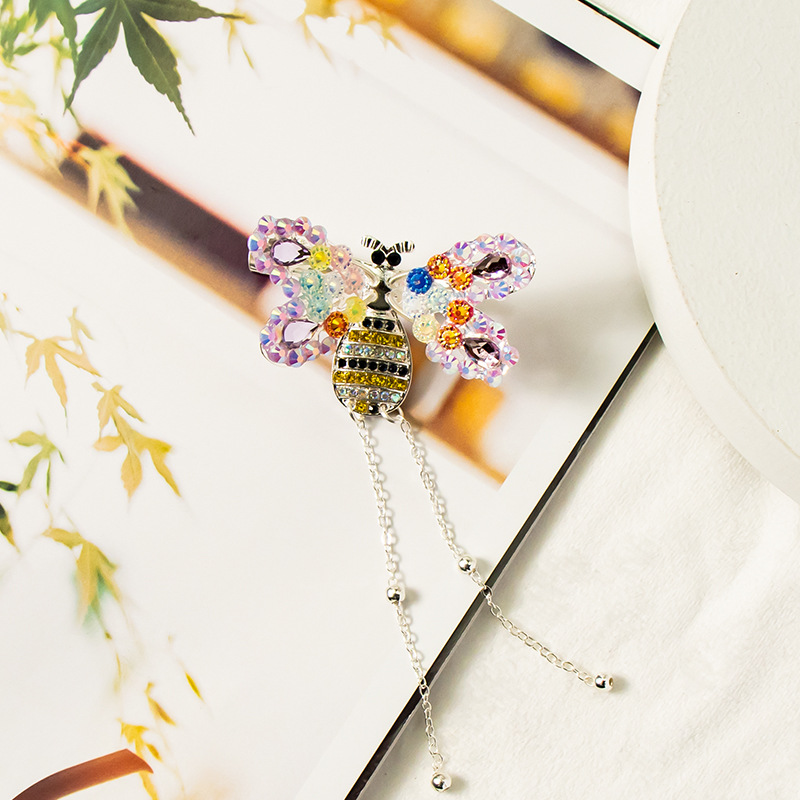 银色高档彩钻小蜜蜂2