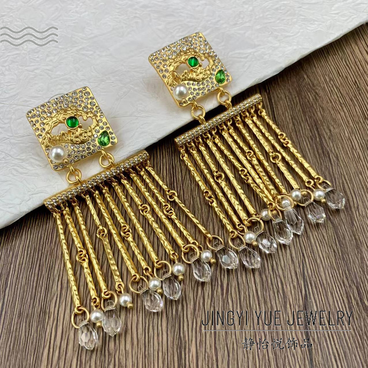 Earrings with tassels