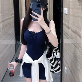 女式T恤;女式马甲;连衣裙